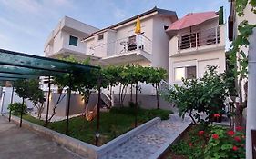 Apartments Marina